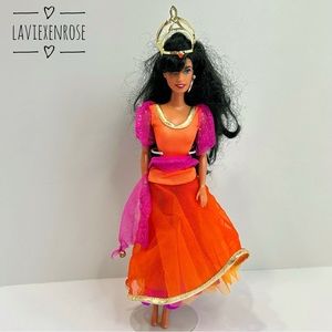 1995 Disney Mattel “Gypsy Dancing” Esmerelda Doll